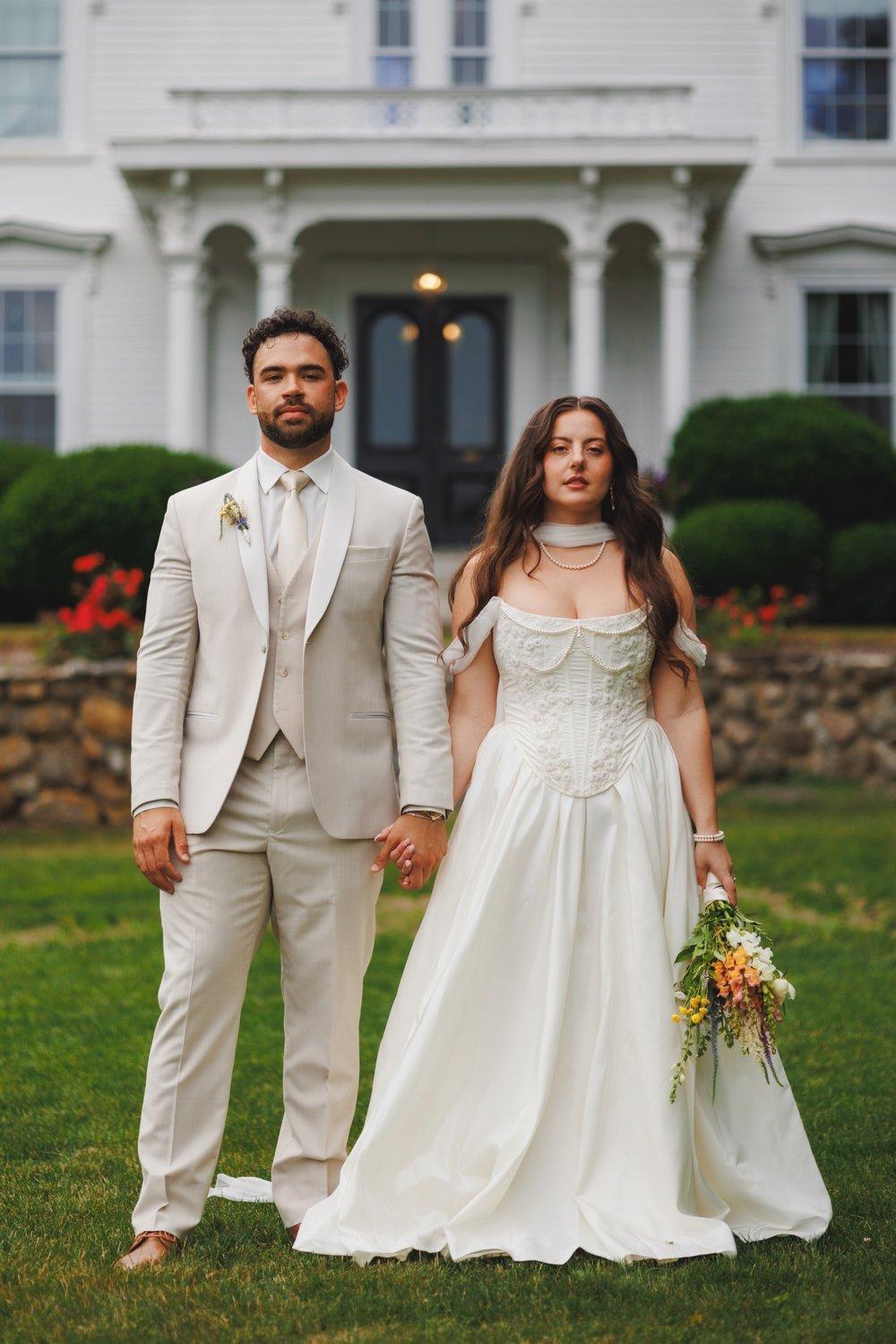 carousel-hero-element image-1