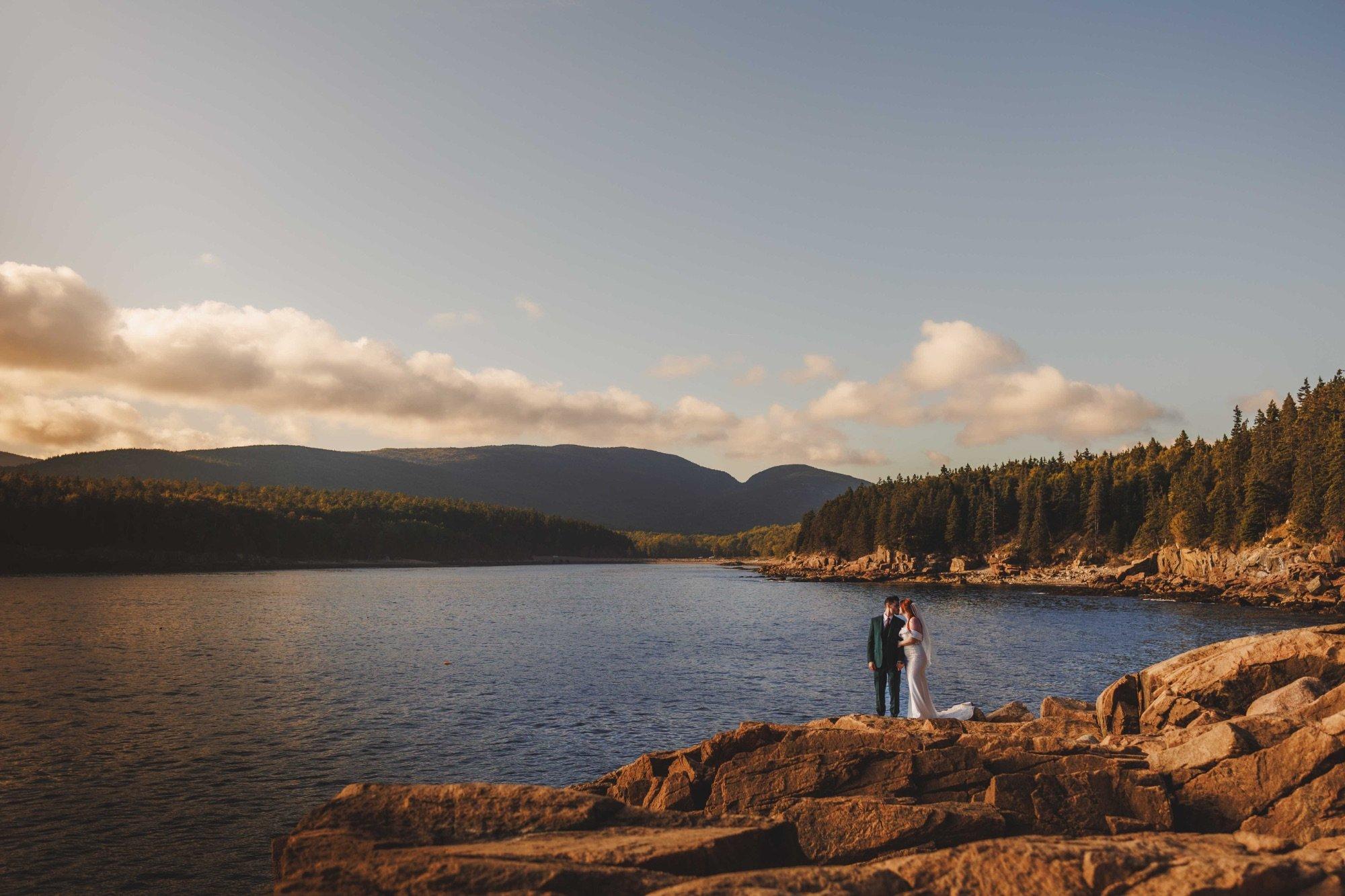 carousel-hero-element image-0