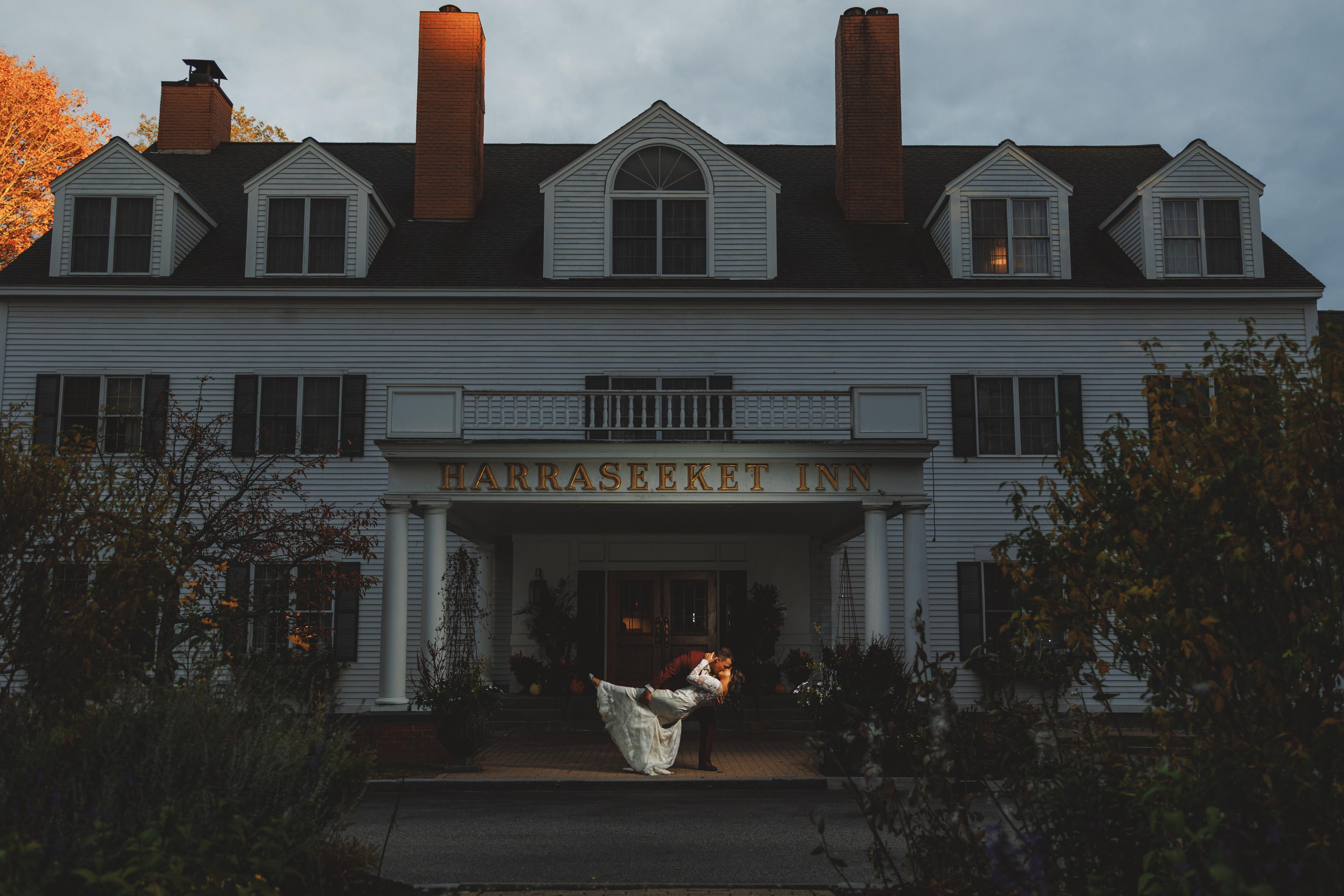 The Harraseeket Inn | Melissa & Joshua’s Fall Freeport, Maine Wedding